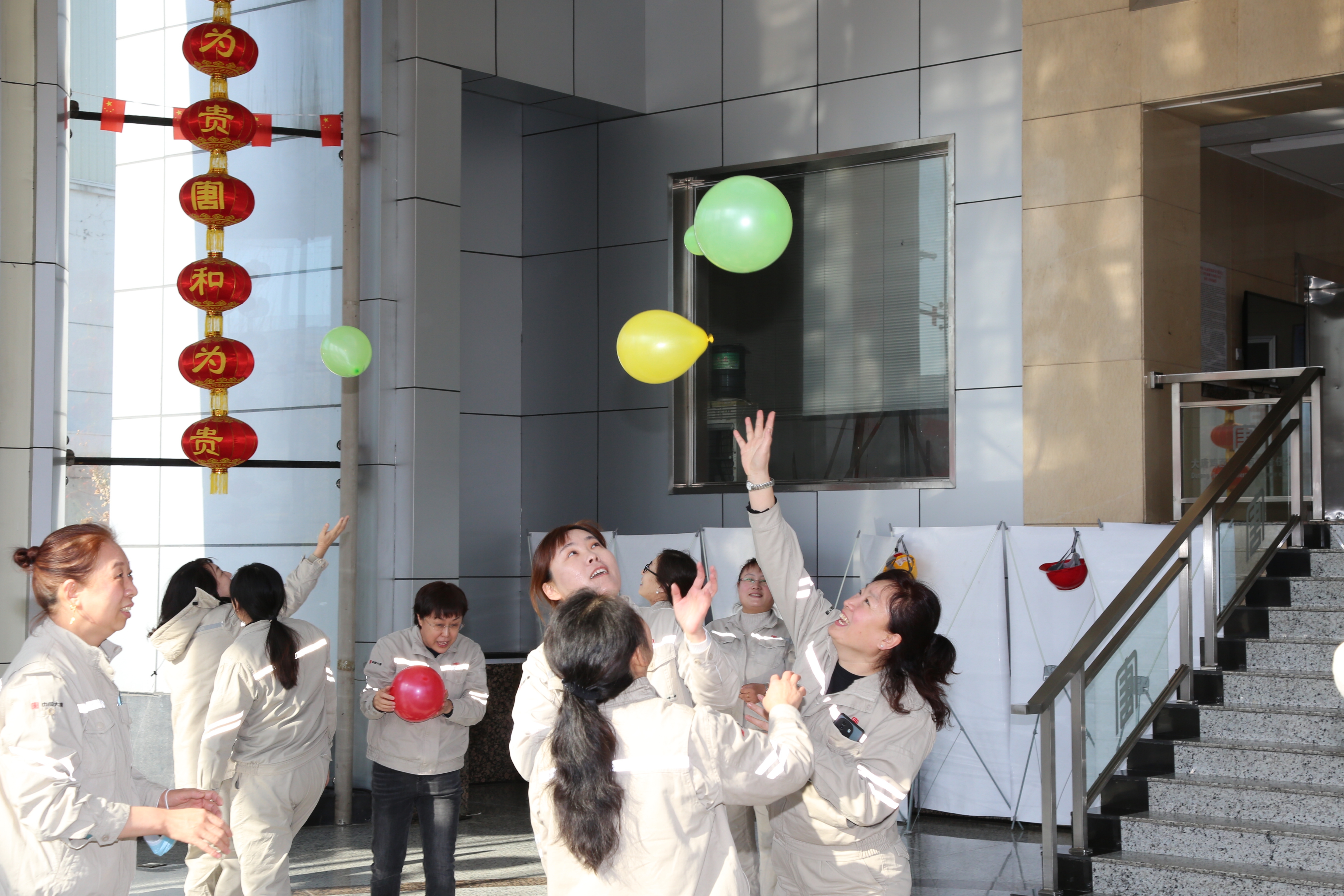 1709798865040011568.jpg 【今日頭條】雞西熱電公司:巾幗同聚力 逐夢(mèng)新征程 (2).jpg